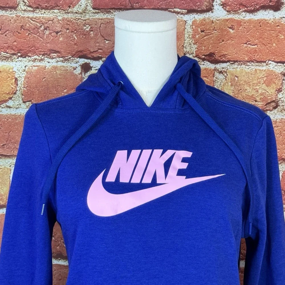Nike Women's Blue Hoodie With Logo Size XS Fall Comfort‎ Kangaroo Pocket EUC